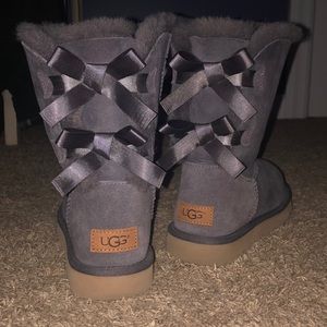 Bailey Bow II Ugg Boots! Only worn once :)